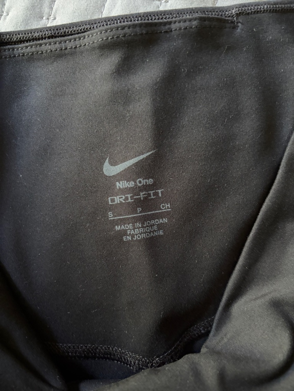 Nike Black High-Waist Performance Leggings - Picture 3 of 5
